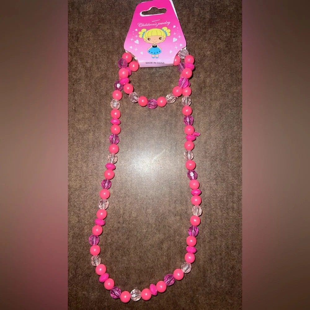 Children’s Necklace and Bracelet Set